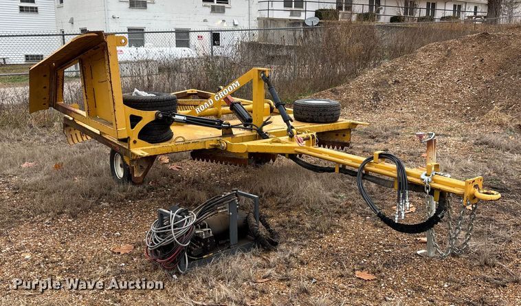 image for item EN5837 Road Groom road groomer moldboard