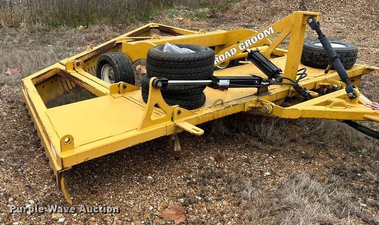 image for item EN5837 Road Groom road groomer moldboard