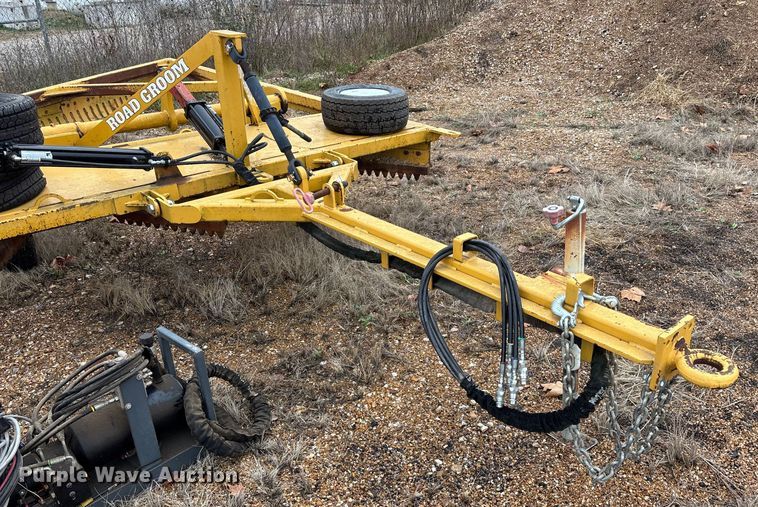 image for item EN5837 Road Groom road groomer moldboard