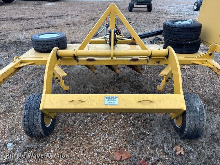 image for item EN5837 Road Groom road groomer moldboard