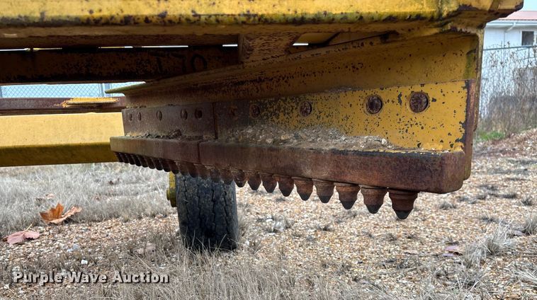 image for item EN5837 Road Groom road groomer moldboard