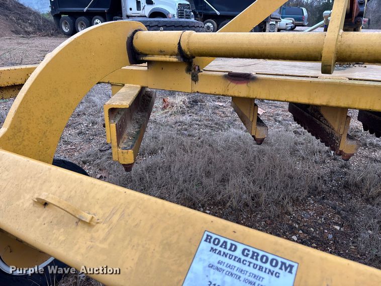 image for item EN5837 Road Groom road groomer moldboard