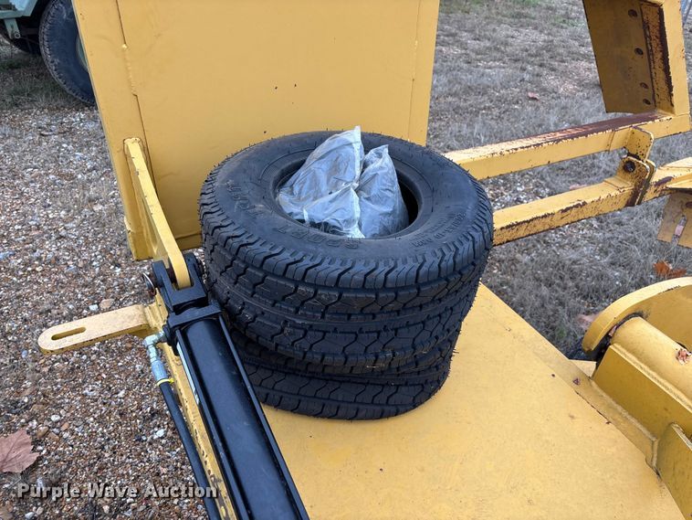 image for item EN5837 Road Groom road groomer moldboard