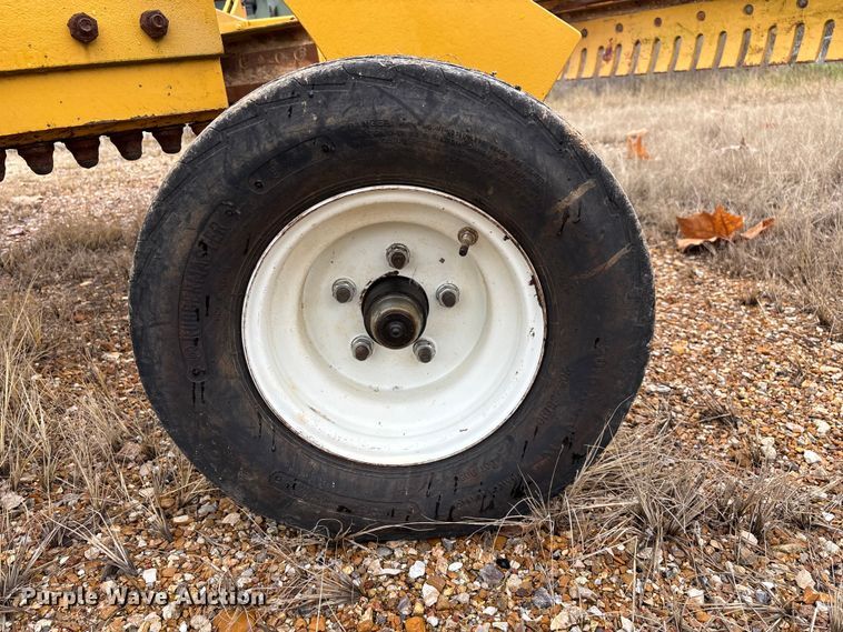 image for item EN5837 Road Groom road groomer moldboard