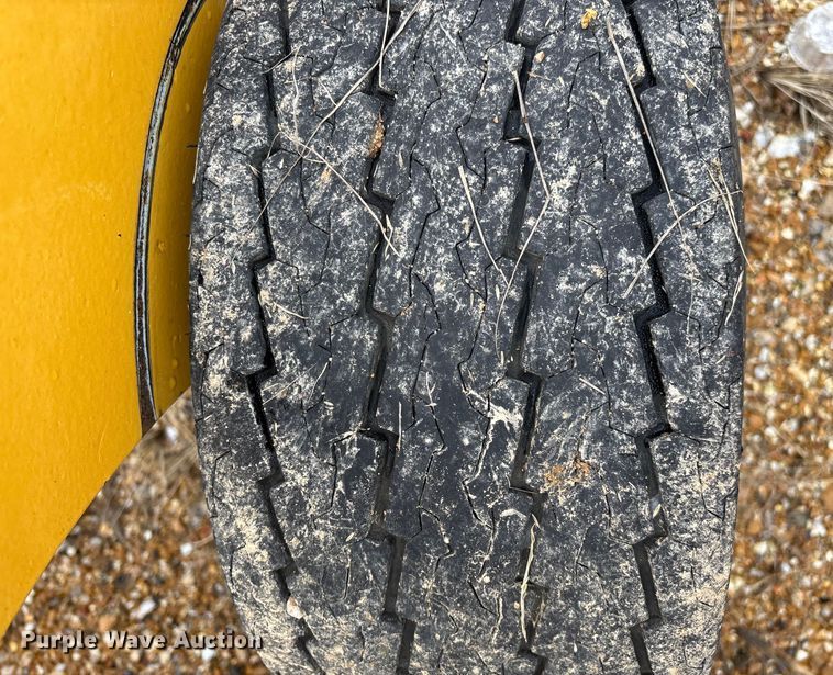 image for item EN5837 Road Groom road groomer moldboard