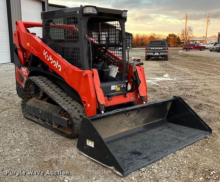MINI CARGADOR SOBRE ORUGAS 2024 KUBOTA SVL753