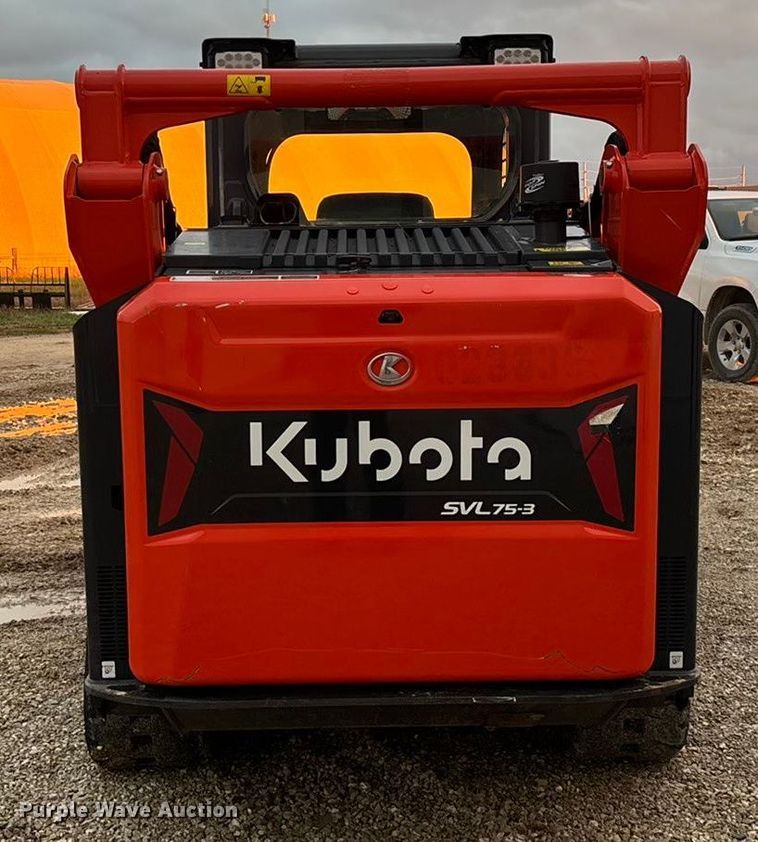 image for item EN5838 2024 Kubota SVL75-3 tracked skid steer loader