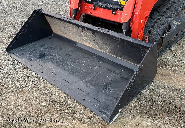 image for item EN5838 2024 Kubota SVL75-3 tracked skid steer loader