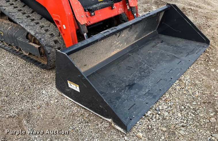 image for item EN5838 2024 Kubota SVL75-3 tracked skid steer loader