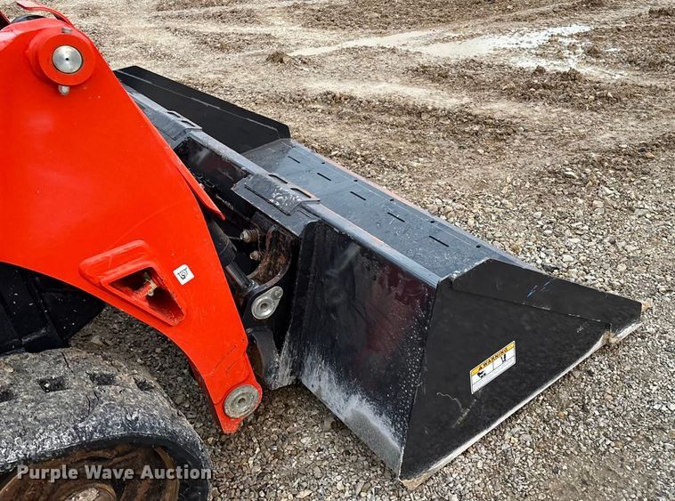 image for item EN5838 2024 Kubota SVL75-3 tracked skid steer loader