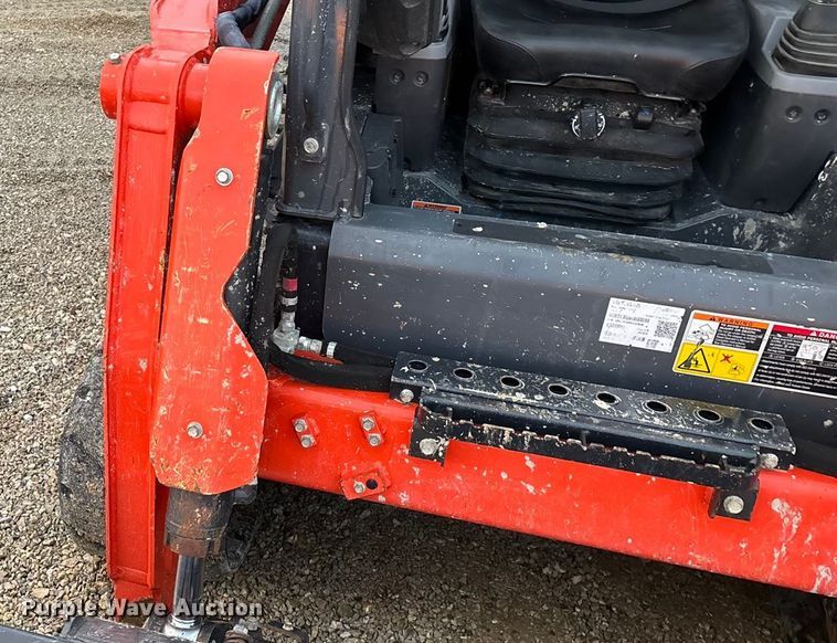 image for item EN5838 2024 Kubota SVL75-3 tracked skid steer loader
