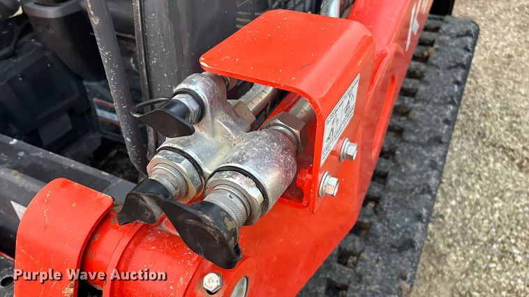 image for item EN5838 2024 Kubota SVL75-3 tracked skid steer loader