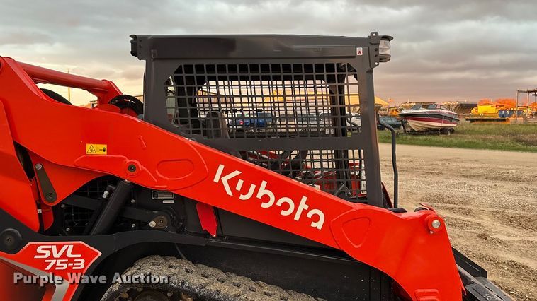 image for item EN5838 2024 Kubota SVL75-3 tracked skid steer loader