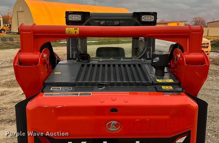 image for item EN5838 2024 Kubota SVL75-3 tracked skid steer loader