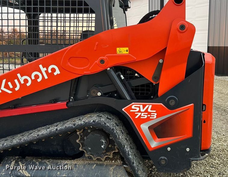 image for item EN5838 2024 Kubota SVL75-3 tracked skid steer loader