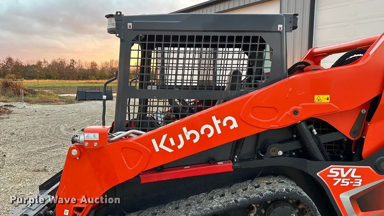 image for item EN5838 2024 Kubota SVL75-3 tracked skid steer loader