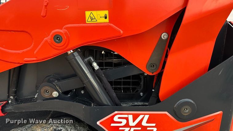 image for item EN5838 2024 Kubota SVL75-3 tracked skid steer loader