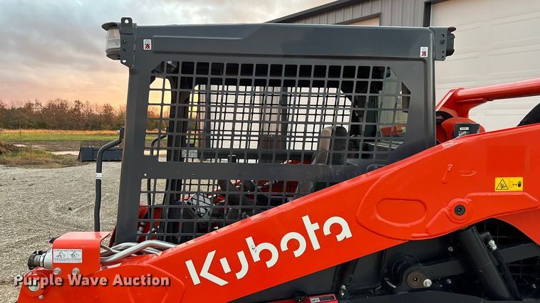 image for item EN5838 2024 Kubota SVL75-3 tracked skid steer loader