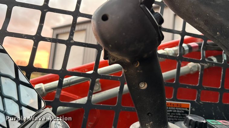 image for item EN5838 2024 Kubota SVL75-3 tracked skid steer loader