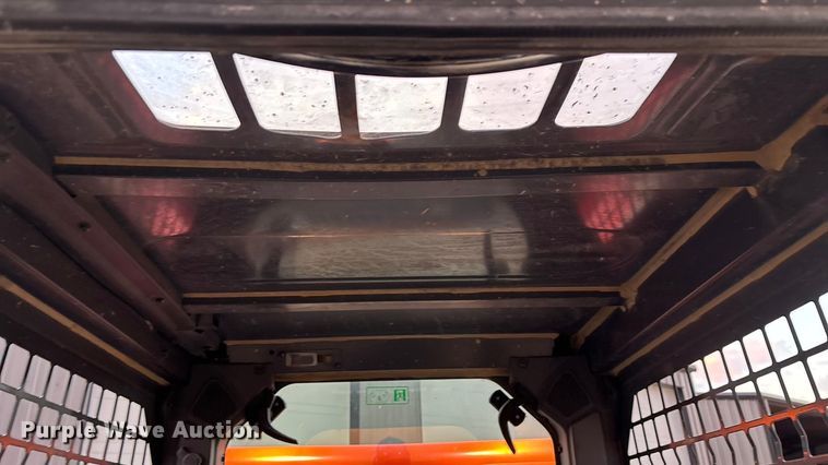 image for item EN5838 2024 Kubota SVL75-3 tracked skid steer loader