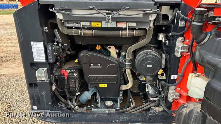 image for item EN5838 2024 Kubota SVL75-3 tracked skid steer loader