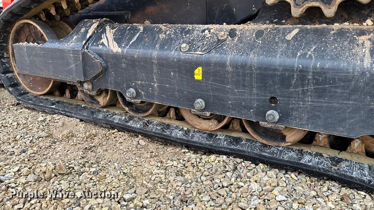 image for item EN5838 2024 Kubota SVL75-3 tracked skid steer loader