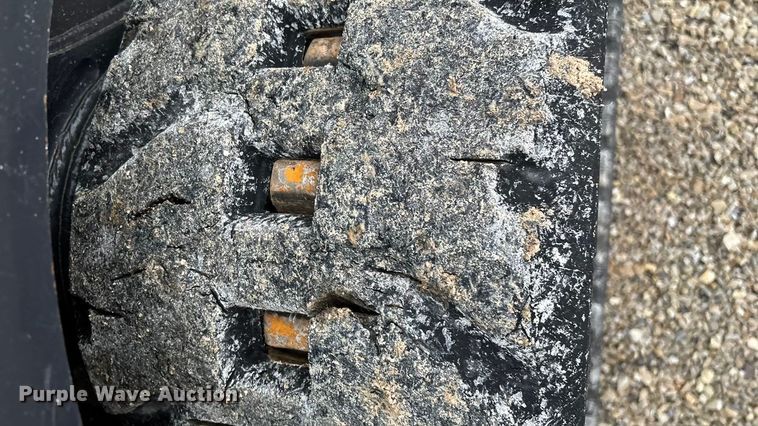 image for item EN5838 2024 Kubota SVL75-3 tracked skid steer loader