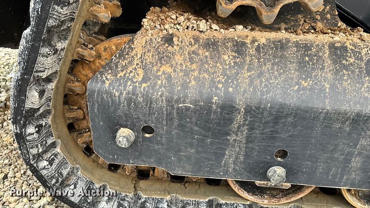 image for item EN5838 2024 Kubota SVL75-3 tracked skid steer loader