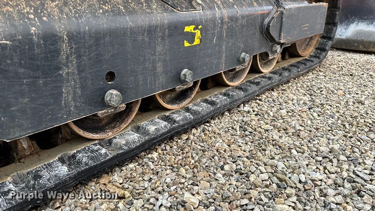 image for item EN5838 2024 Kubota SVL75-3 tracked skid steer loader