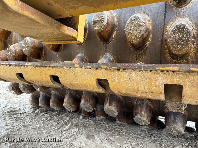 image for item EN5844 2015 Caterpillar CP54B single drum roller