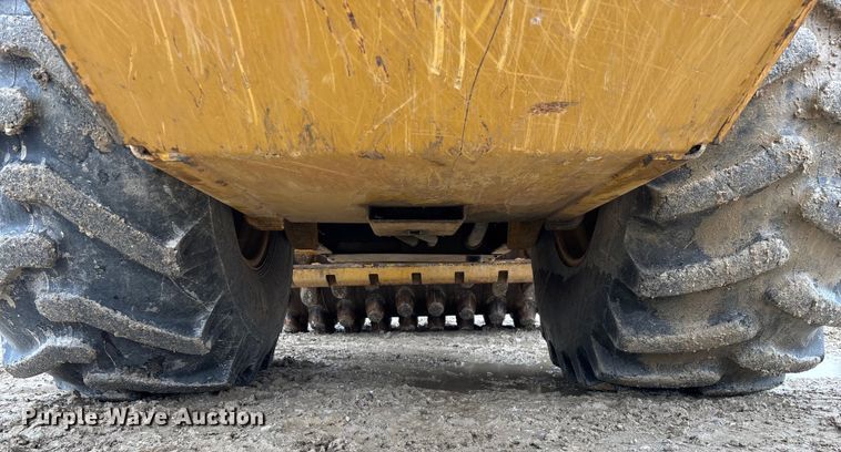 image for item EN5844 2015 Caterpillar CP54B single drum roller