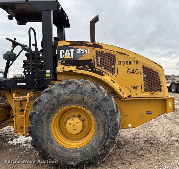 image for item EN5844 2015 Caterpillar CP54B single drum roller