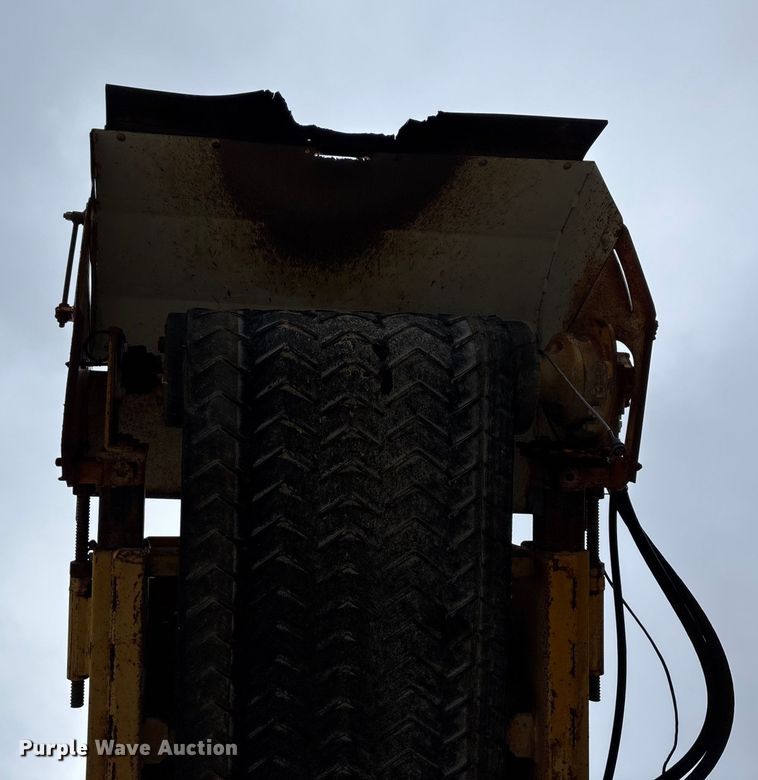 image for item EN5851 Gomaco 9000 trimmer