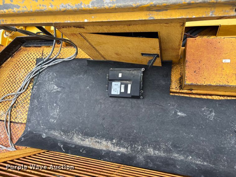 image for item EN5851 Gomaco 9000 trimmer