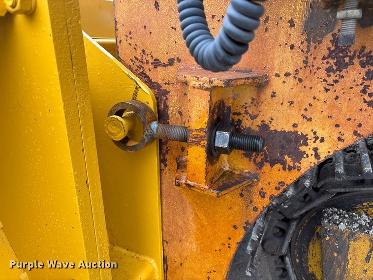 image for item EN5851 Gomaco 9000 trimmer