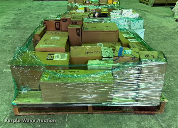 image for item EN5856 (3) pallets of filters