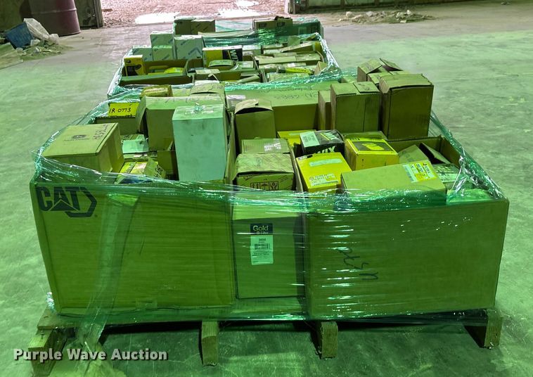 image for item EN5856 (3) pallets of filters