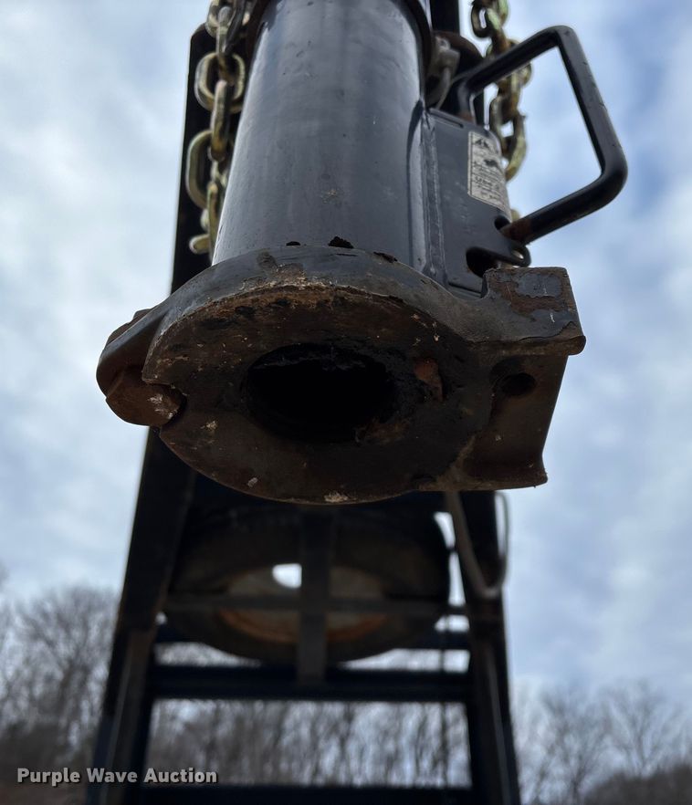 image for item EN5872 2016 PJTM equipment trailer