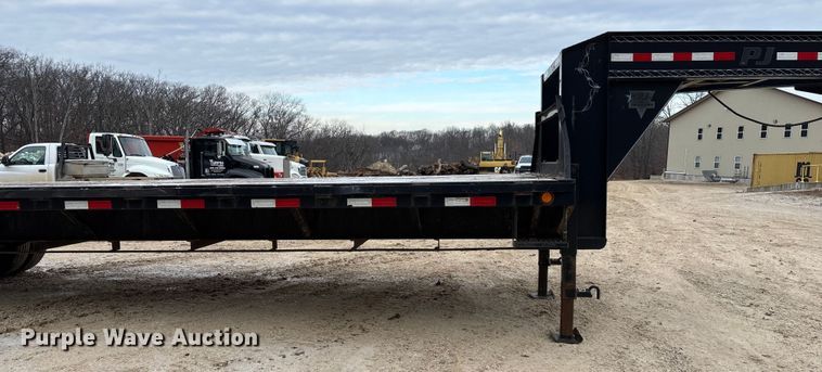 image for item EN5872 2016 PJTM equipment trailer