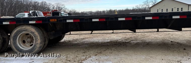 image for item EN5872 2016 PJTM equipment trailer