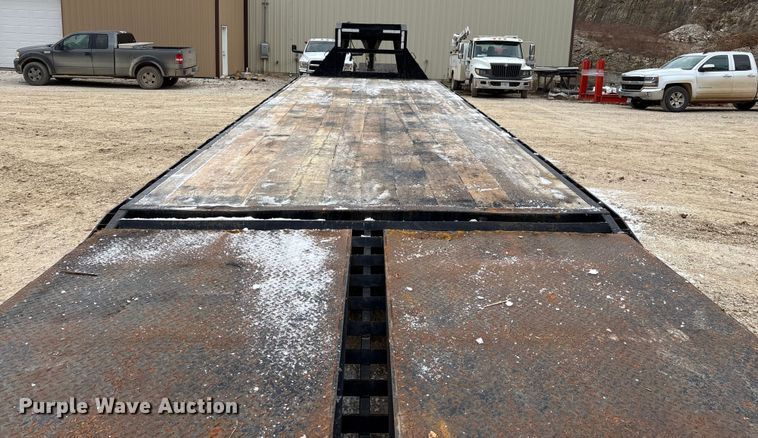 image for item EN5872 2016 PJTM equipment trailer