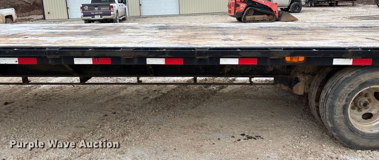image for item EN5872 2016 PJTM equipment trailer
