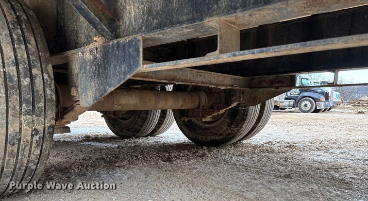 image for item EN5872 2016 PJTM equipment trailer