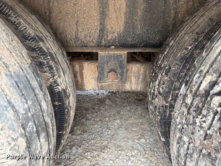 image for item EN5872 2016 PJTM equipment trailer