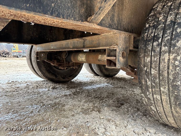 image for item EN5872 2016 PJTM equipment trailer