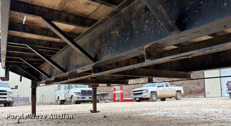 image for item EN5872 2016 PJTM equipment trailer