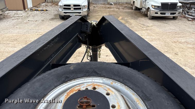 image for item EN5872 2016 PJTM equipment trailer