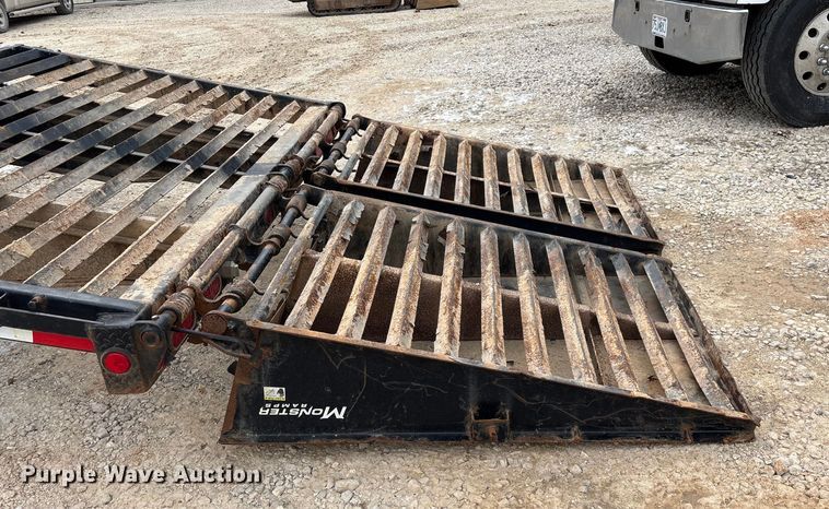 image for item EN5872 2016 PJTM equipment trailer