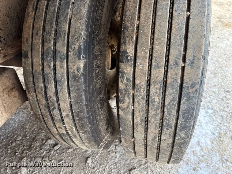 image for item EN5872 2016 PJTM equipment trailer