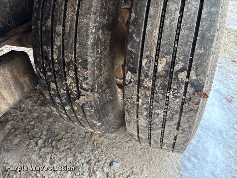 image for item EN5872 2016 PJTM equipment trailer